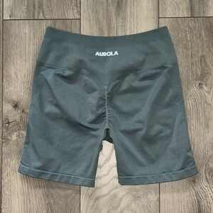 AUROLA Dark Gray Biker Shorts Size Medium
